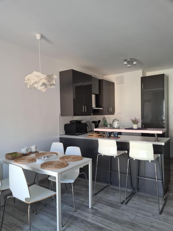 Boznicza Old Town Lux Apartment, Self Check-In 24H, Free Parking Posen Exterior foto